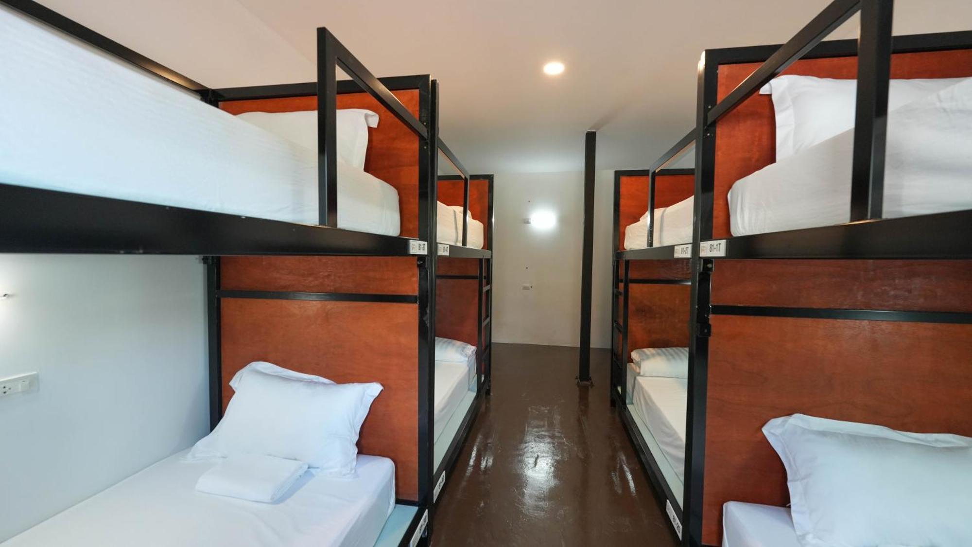 Green Gen Hotel, Mueang Phuket Ban Lo Ti Pa Екстериор снимка