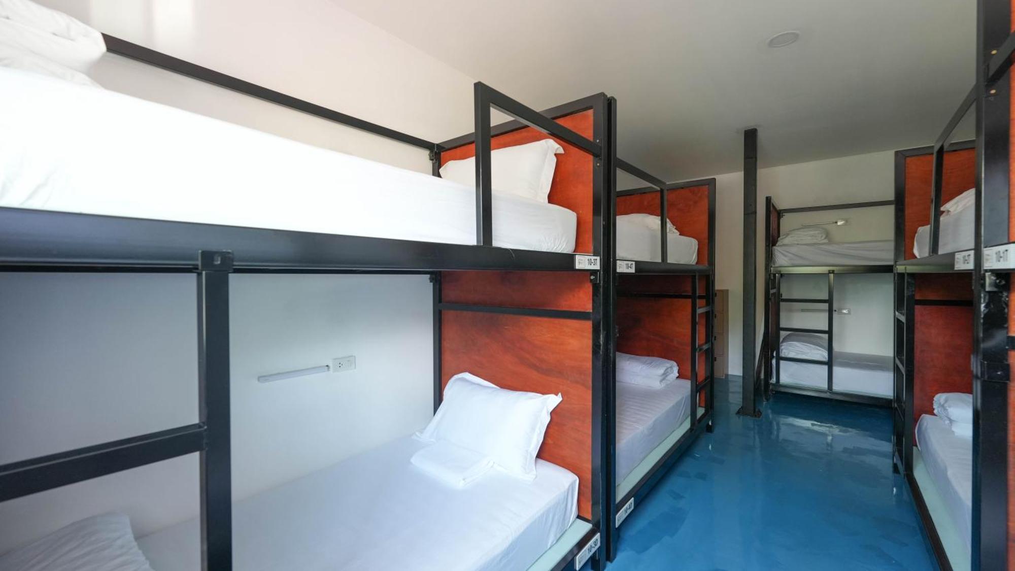 Green Gen Hotel, Mueang Phuket Ban Lo Ti Pa Екстериор снимка