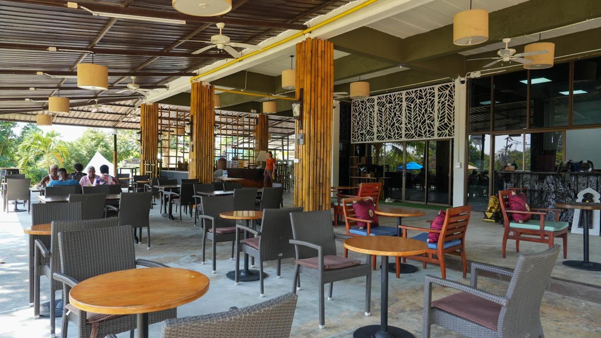 Green Gen Hotel, Mueang Phuket Ban Lo Ti Pa Екстериор снимка